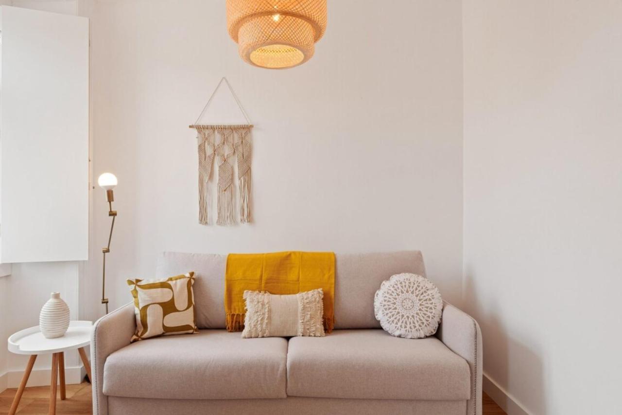 Modern Portuguese 1 Bedroom Apartment In Belem Lisboa Exteriör bild
