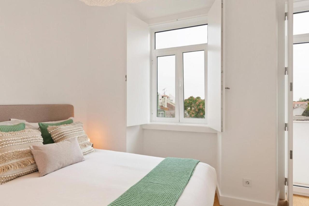 Modern Portuguese 1 Bedroom Apartment In Belem Lisboa Exteriör bild